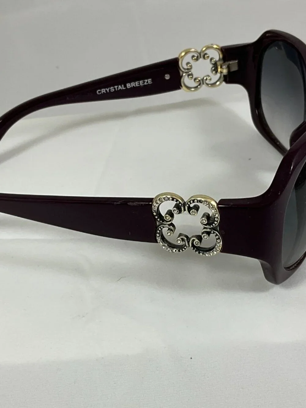 Brighton RETIRED Crystal Breeze Sunglasses with Case - Picture 5 of 7